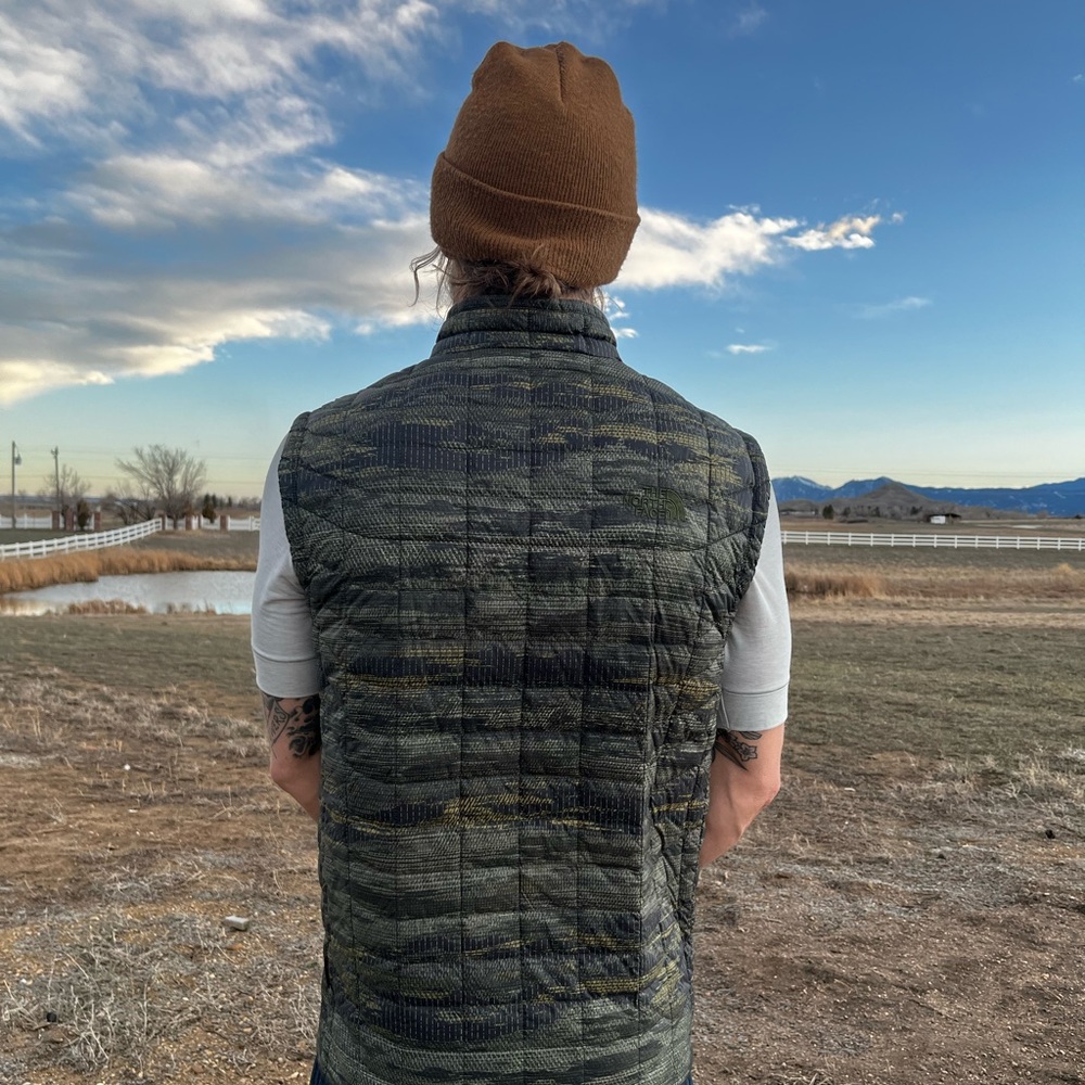 North face down vest size med